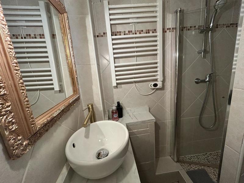 Studio - 15 m² - 1 pièce