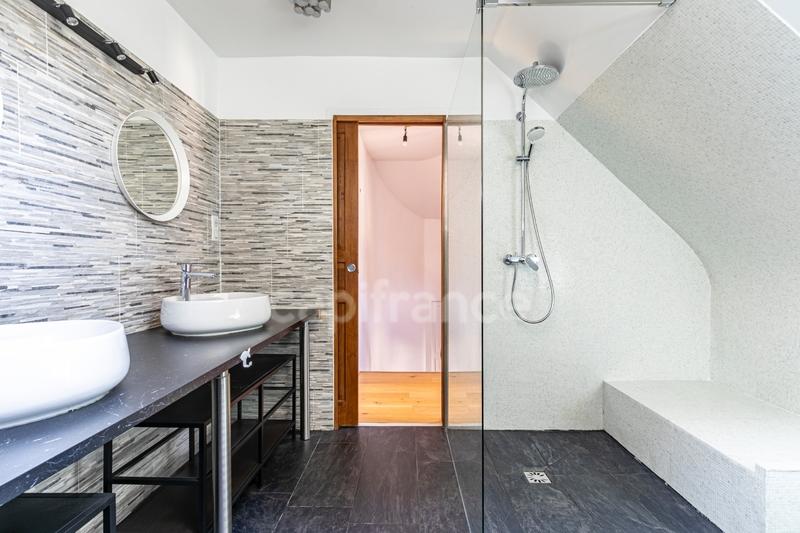 Maison - 157 m² - 5 pièces