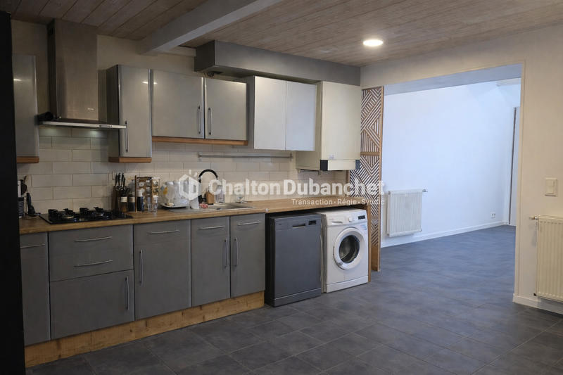 Maison - 80 m² - 4 pièces