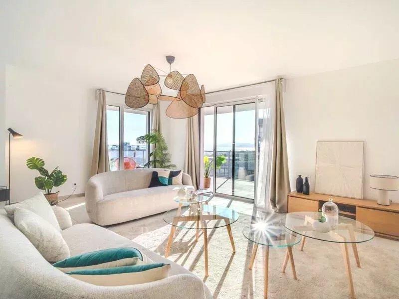 Appartement - 139 m² - 4 pièces