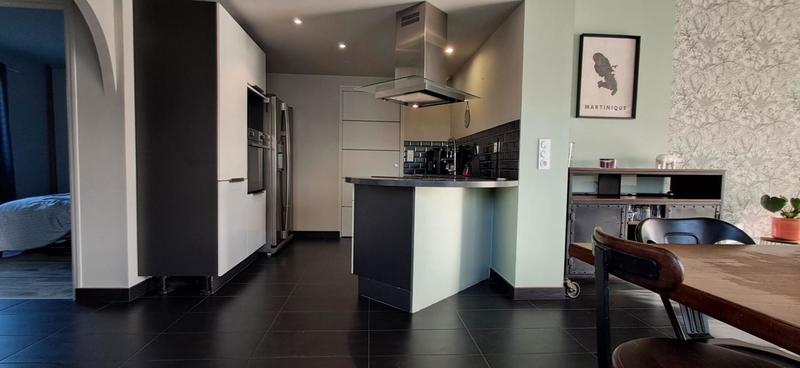 Maison - 106 m² - 6 pièces