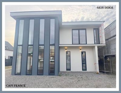 Maison - 210 m² - 5 pièces