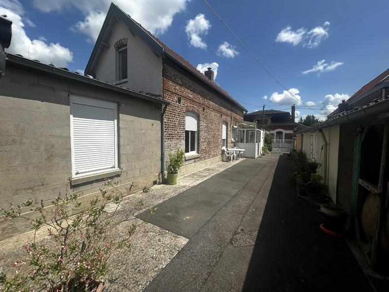 Maison - 89 m² - 5 pièces