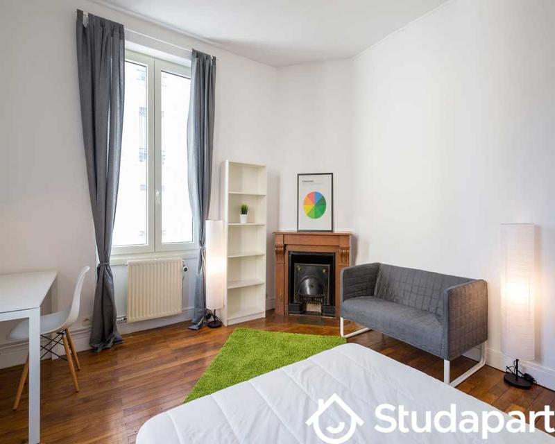 Chambre - 67 m² - 1 pièce