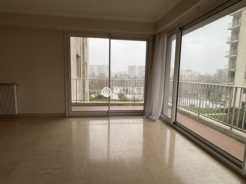 Appartement - 96 m² - 4 pièces