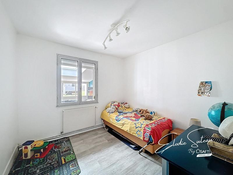 Maison - 168 m² - 8 pièces