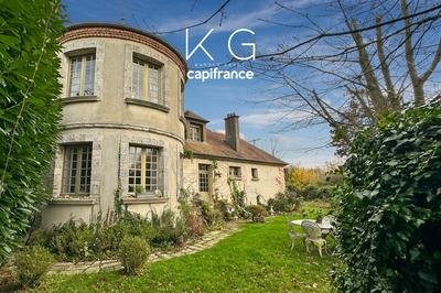 Propriété - 230 m² - 10 pièces