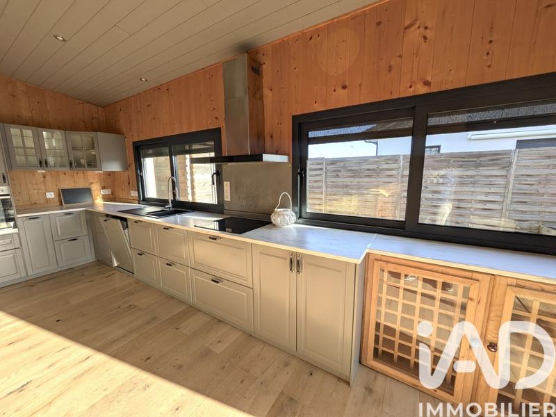 Maison - 130 m² - 6 pièces