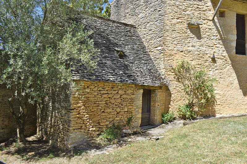 Maison - 403 m² - 18 pièces