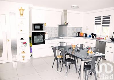 Maison - 134 m² - 6 pièces