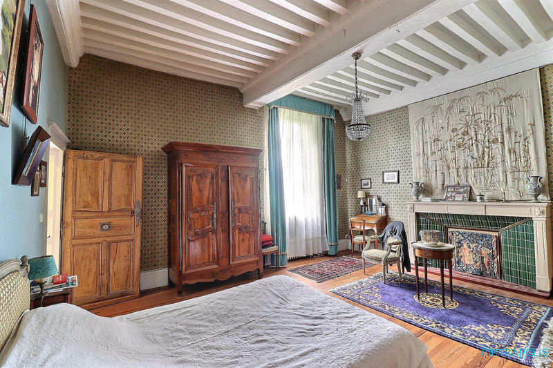 Maison ancienne - 248 m² - 9 pièces