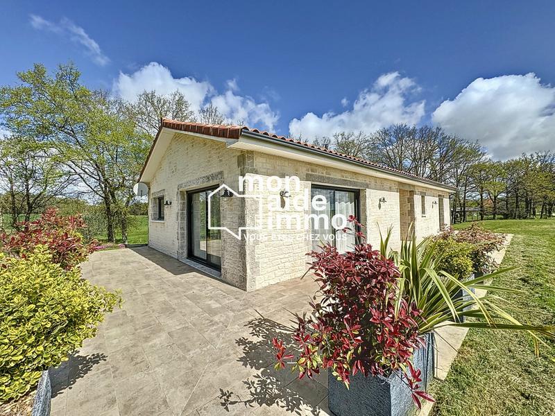 Maison - 260 m² - 8 pièces