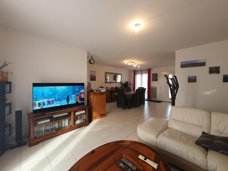 Maison - 92 m² - 5 pièces