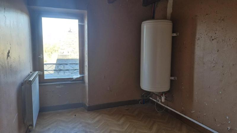 Maison - 145 m² - 9 pièces