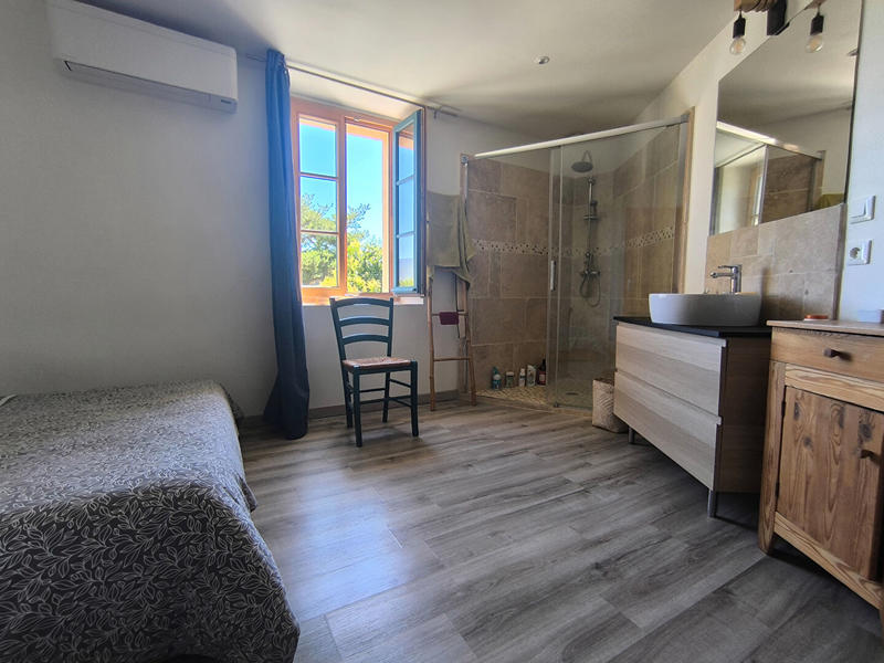 Maison de village - 80 m² - 3 pièces