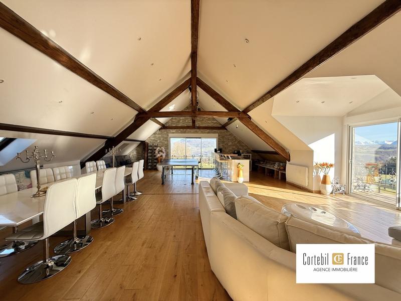 Maison - 512 m² - 11 pièces