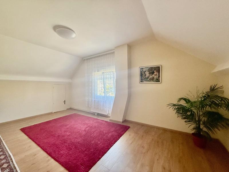 Maison - 178 m² - 6 pièces