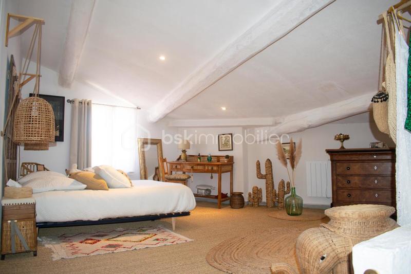 Maison de village - 130 m² - 6 pièces