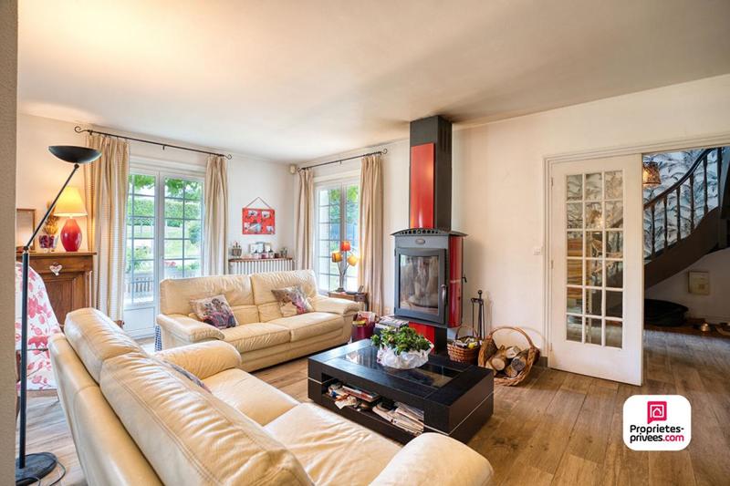 Maison - 231 m² - 8 pièces