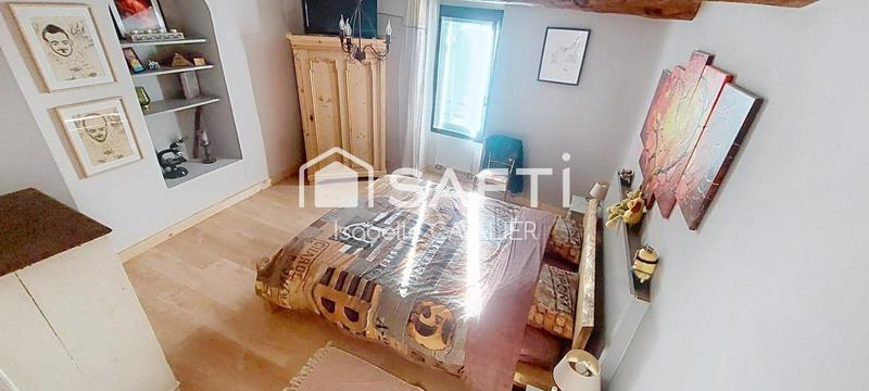 Maison - 230 m² - 6 pièces