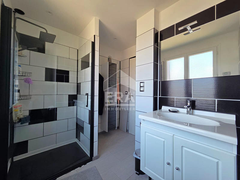 Maison - 82 m² - 4 pièces