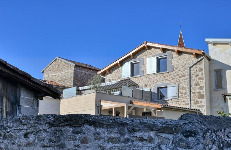 Maison - 284 m² - 10 pièces