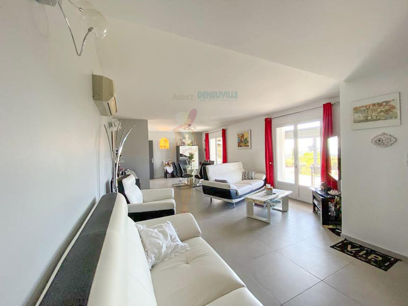 Villa - 185 m² - 6 pièces