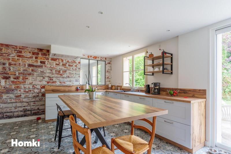 Maison - 168 m² - 6 pièces