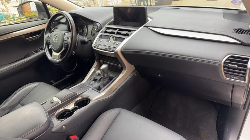 Lexus Nx 2.5 Vvt-i 197 300h E-Cvt Design - Entretien constructeur