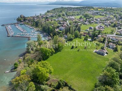 Maison - 257 m² - 6 pièces