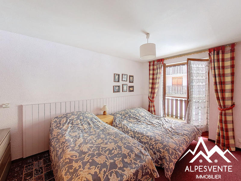 Appartement - 110 m² - 5 pièces