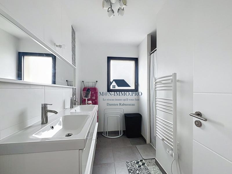 Maison contemporaine - 151 m² - 7 pièces