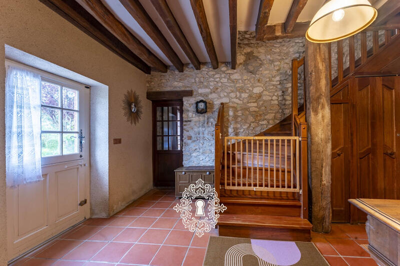 Maison - 514 m² - 14 pièces