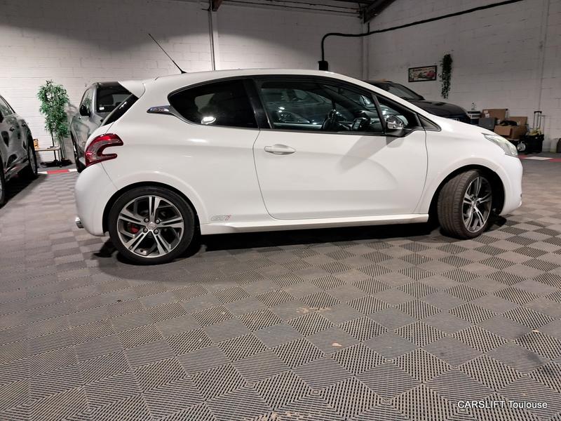 Peugeot 208 Gti 200Cv Historique complet