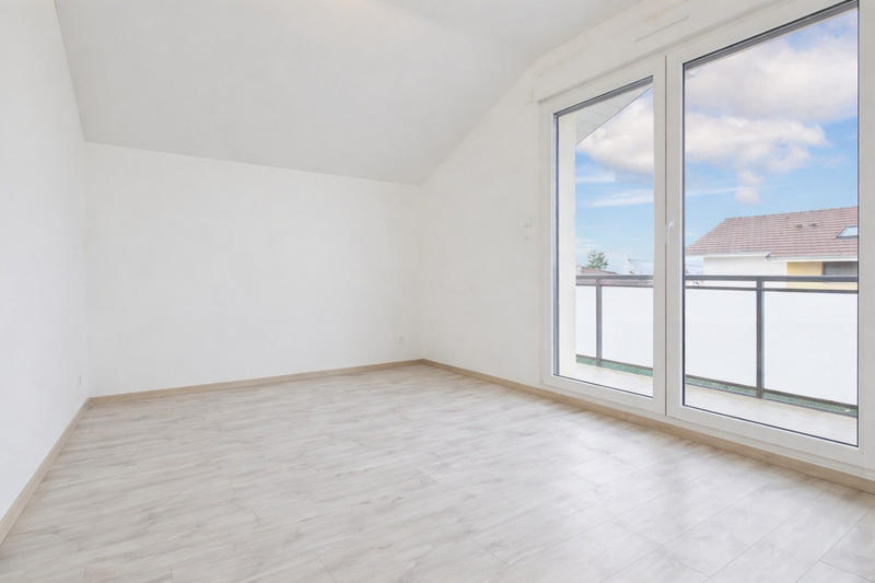 Maison - 103 m² - 4 pièces