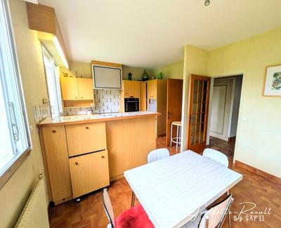 Maison de maîtres - 239 m² - 9 pièces