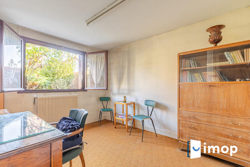 Maison - 121 m² - 7 pièces