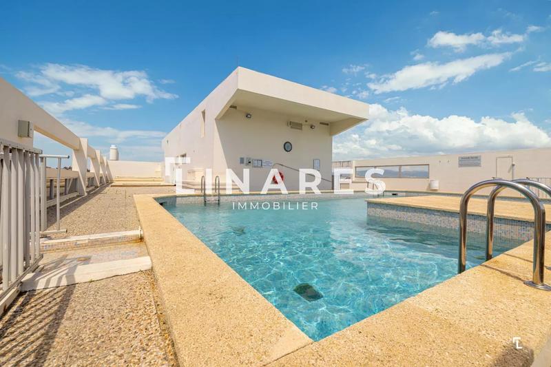 Appartement - 94 m² - 4 pièces