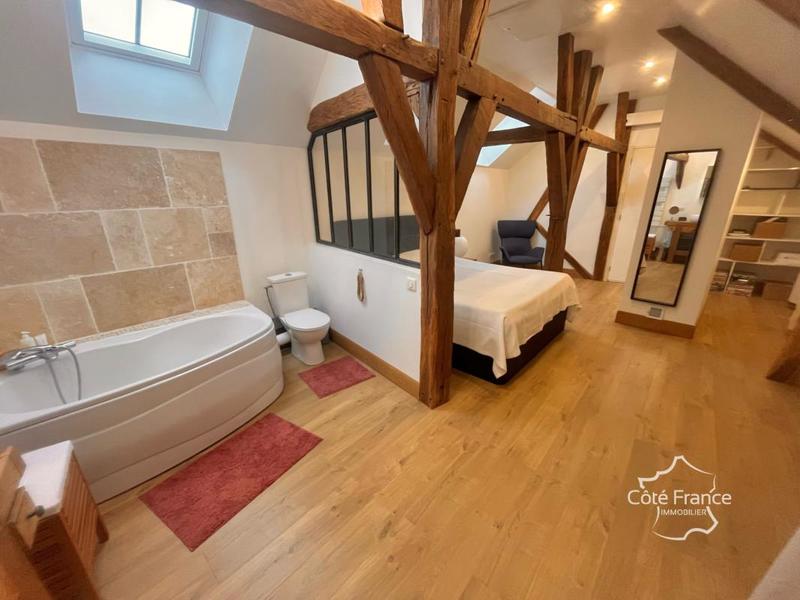 Maison - 181 m² - 5 pièces