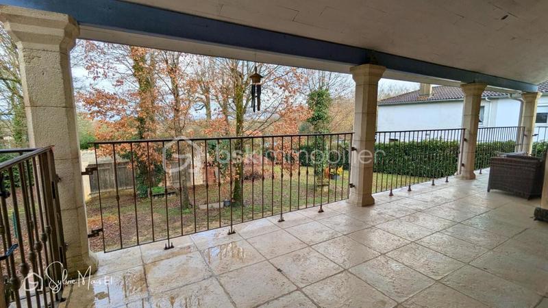 Maison - 152 m² - 6 pièces