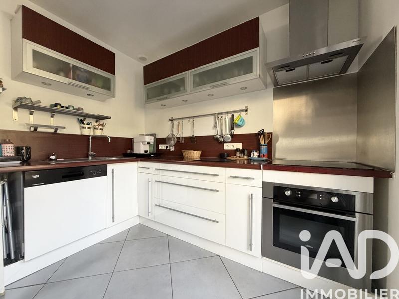 Maison - 110 m² - 5 pièces