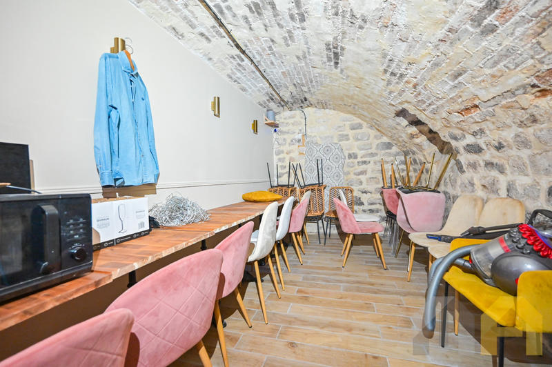 Local commercial - 95 m² - 3 pièces