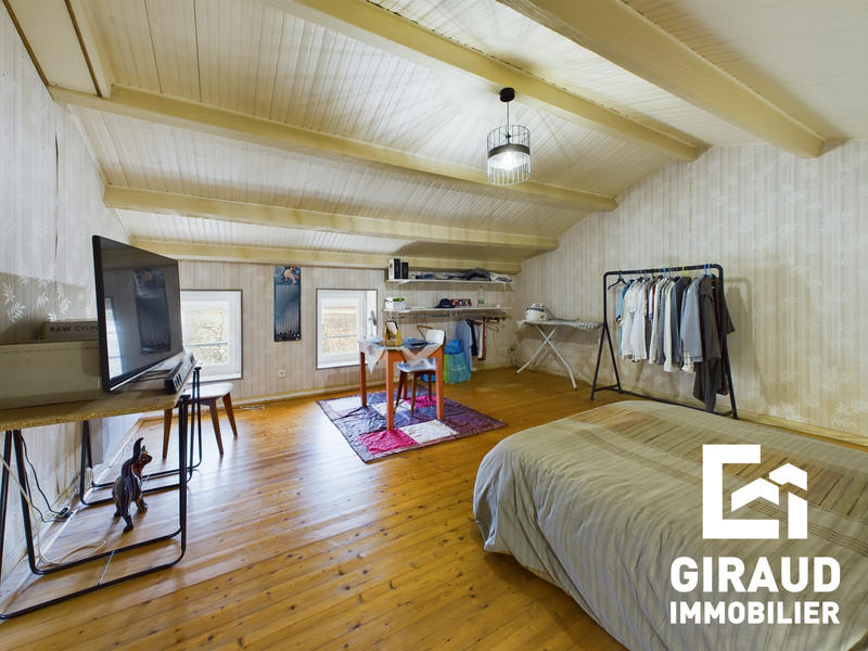 Maison - 163 m² - 6 pièces