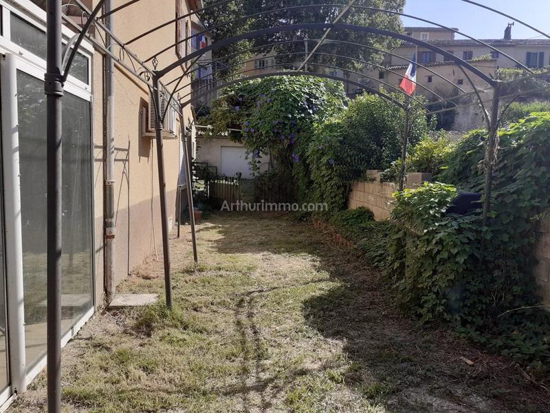 Maison - 218 m² - 8 pièces