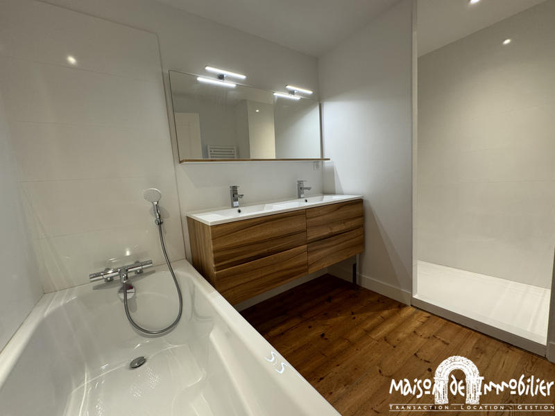 Appartement - 105 m² - 4 pièces