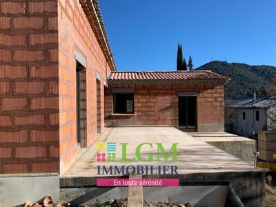 Maison - 150 m² - 4 pièces