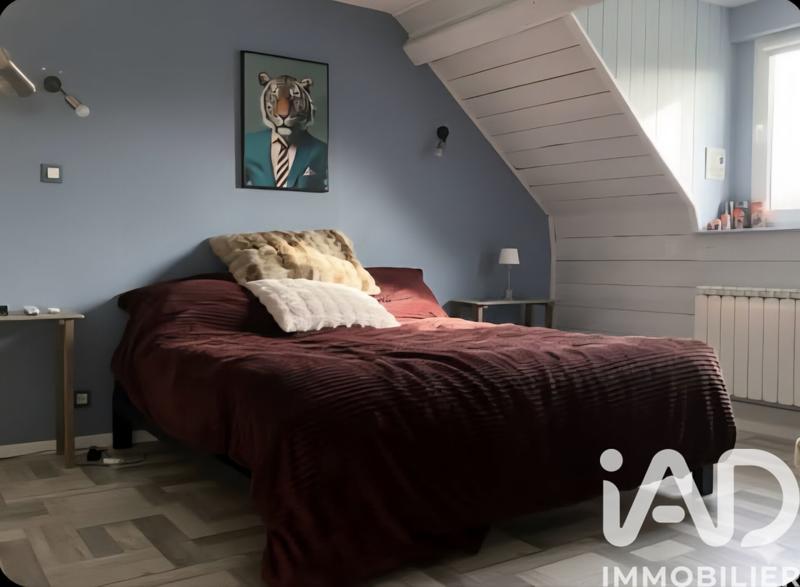 Maison - 180 m² - 6 pièces