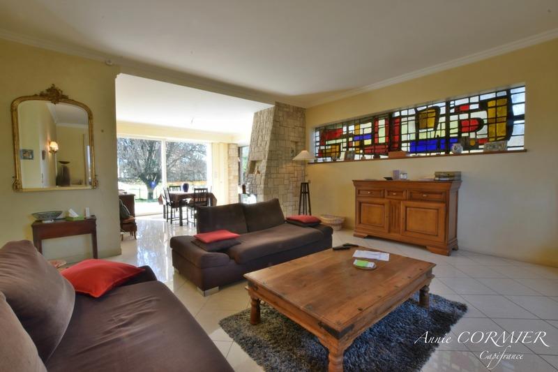 Maison - 148 m² - 6 pièces