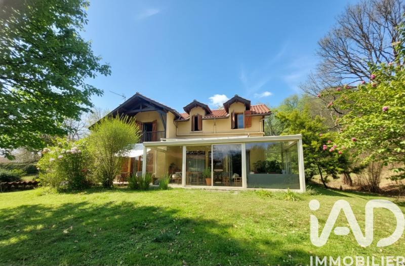 Maison - 139 m² - 5 pièces