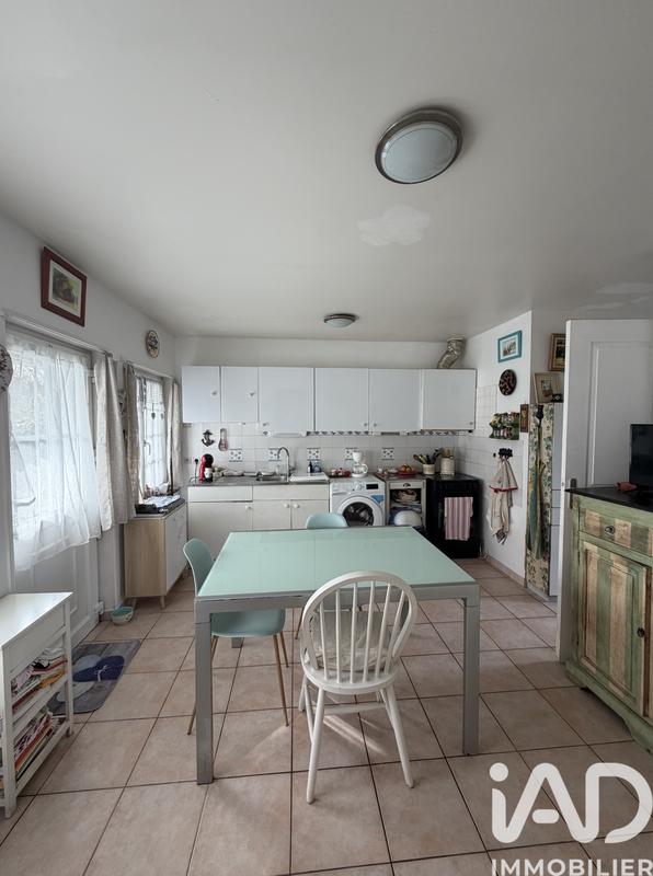 Maison - 101 m² - 6 pièces